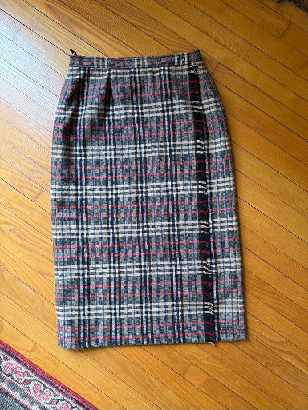 Classic Plaid Pencil Skirt in Gray and Red